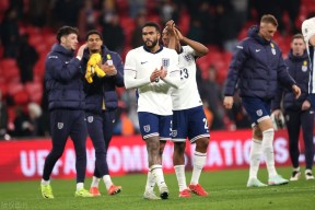 爱游戏官网-詹姆斯赛事官方发布爆冷新规，切尔西争议不断！